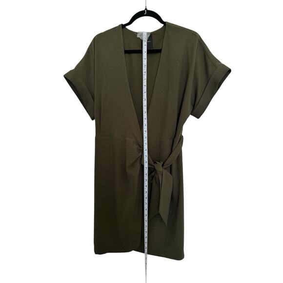 Alex Marie Wrap Dress ShortSleeve Festive Hunter Green V-Neck Classy Work Chic - Picture 3 of 5